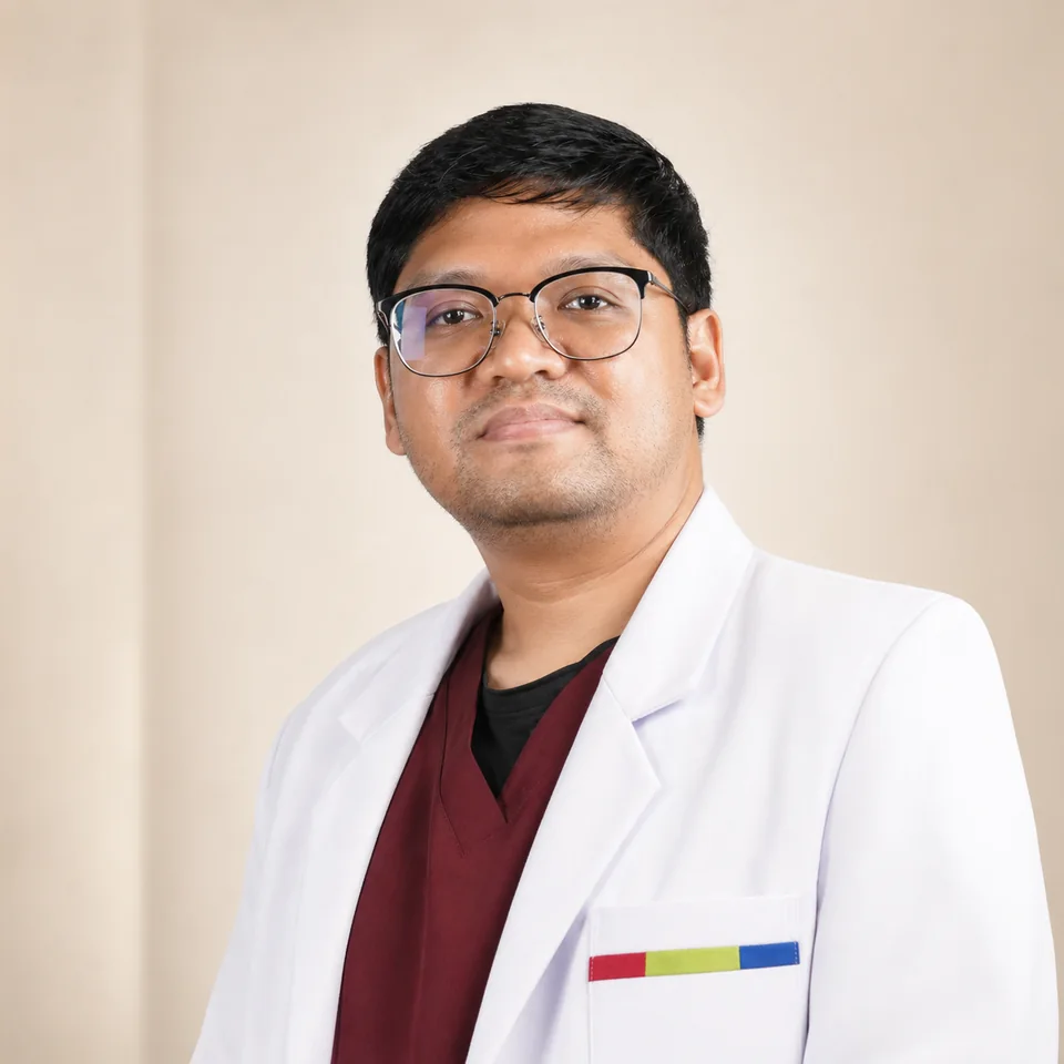 Foto dr. Dhayu, neurolog intervensi NeuroBali.